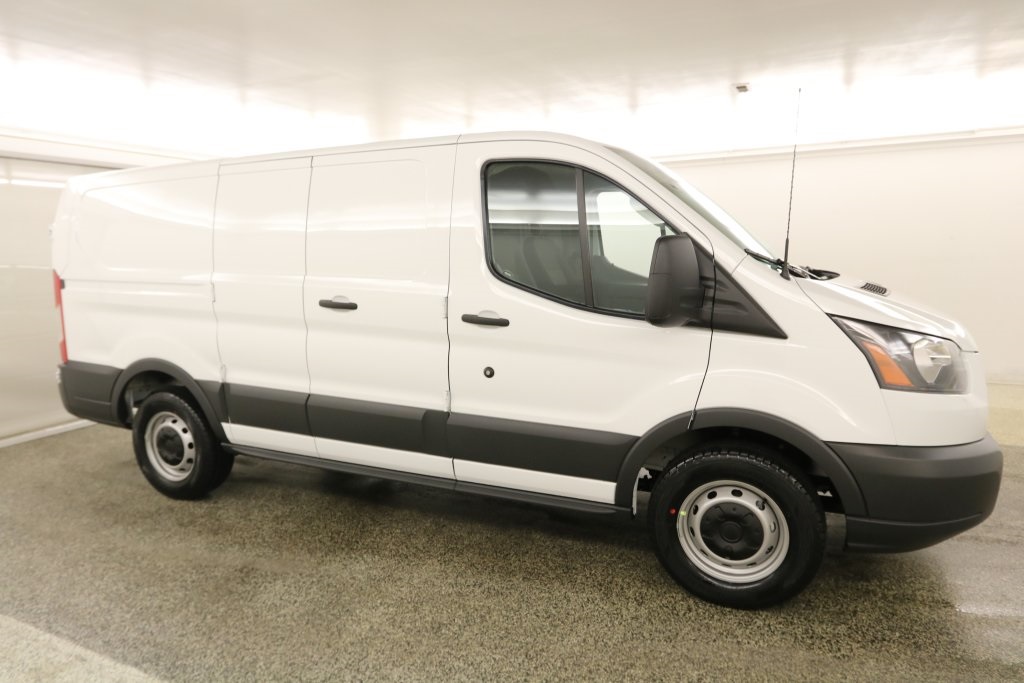 New 2018 Ford Transit 150 Base 3d Cargo Van In Leavenworth 18t262 Zeck Ford 1873