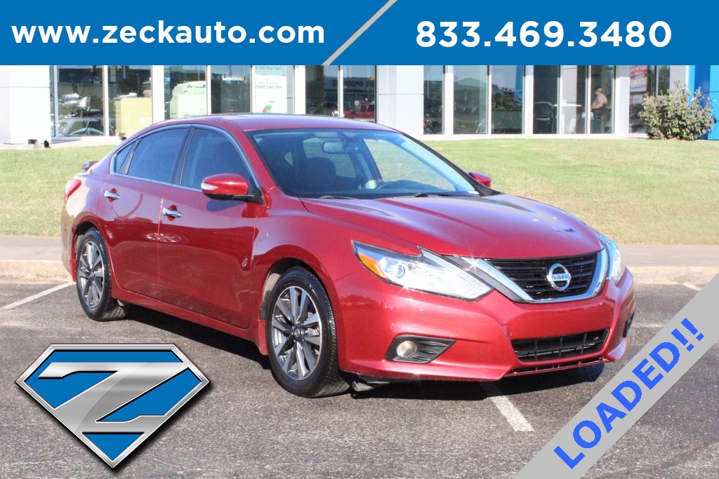 Pre Owned 2016 Nissan Altima 2 5 Sv With Navigation