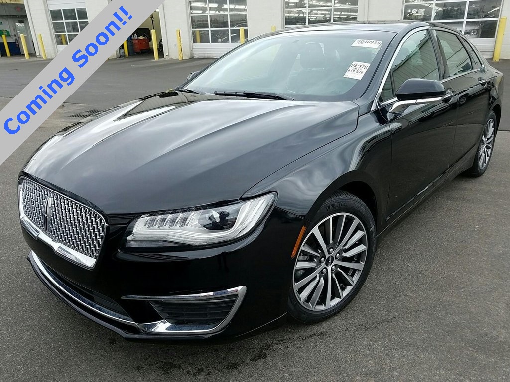 Pre Owned 2017 Lincoln Mkz Hybrid 4d Sedan In Leavenworth F0101 Pre Owned 2017 Lincoln Mkz Hybrid
